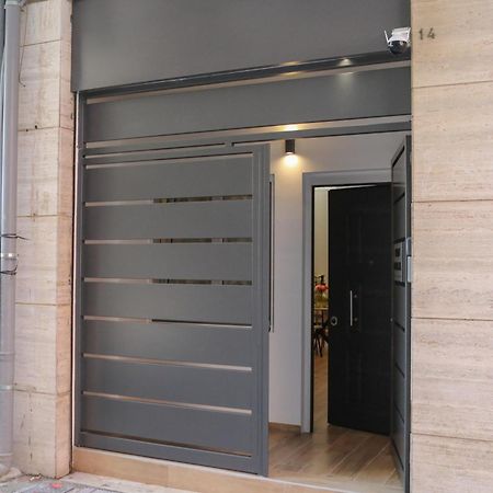 Luxury Regina 14 Apartment Бари Екстериор снимка