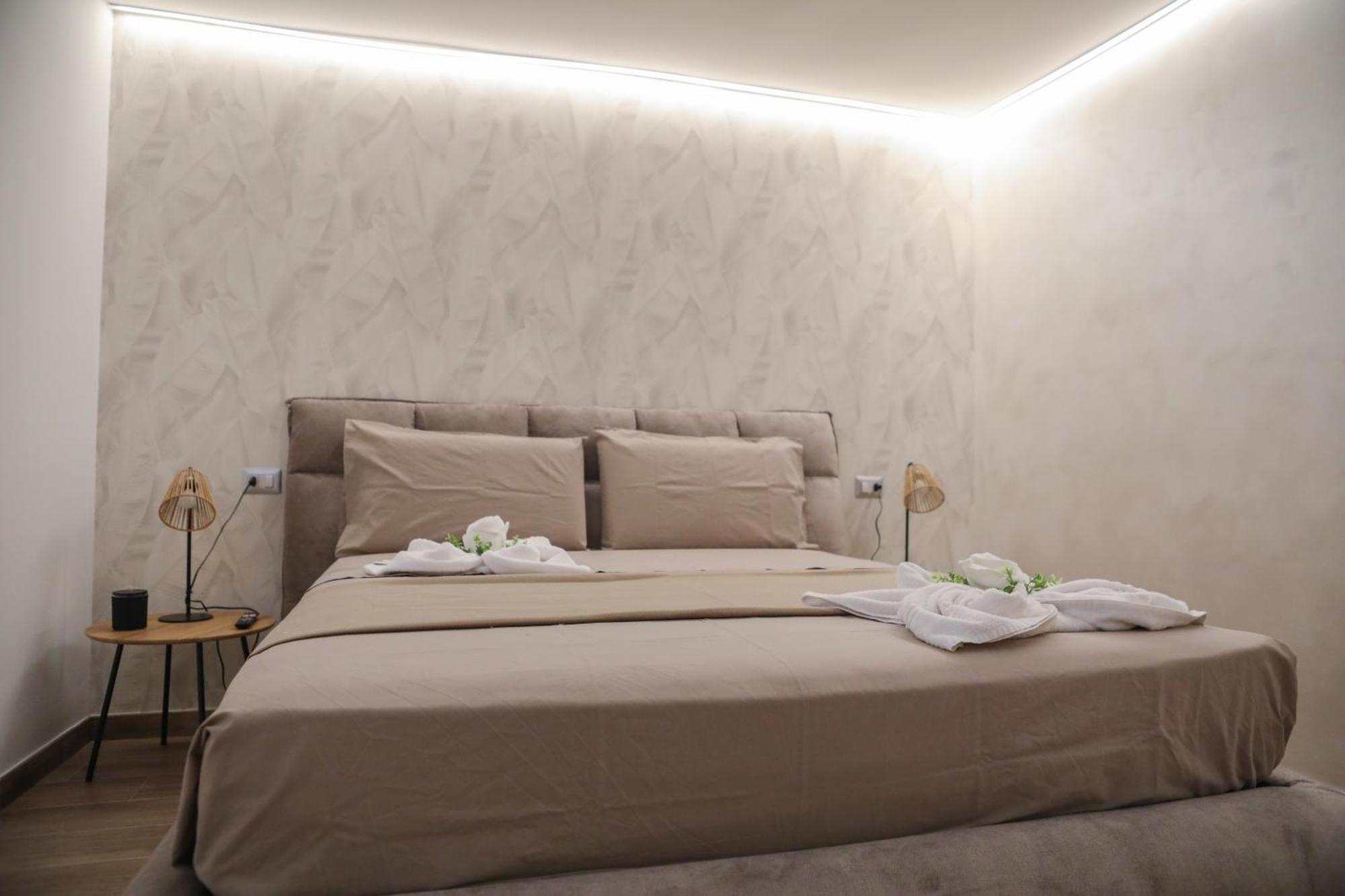 Luxury Regina 14 Apartment Бари Екстериор снимка