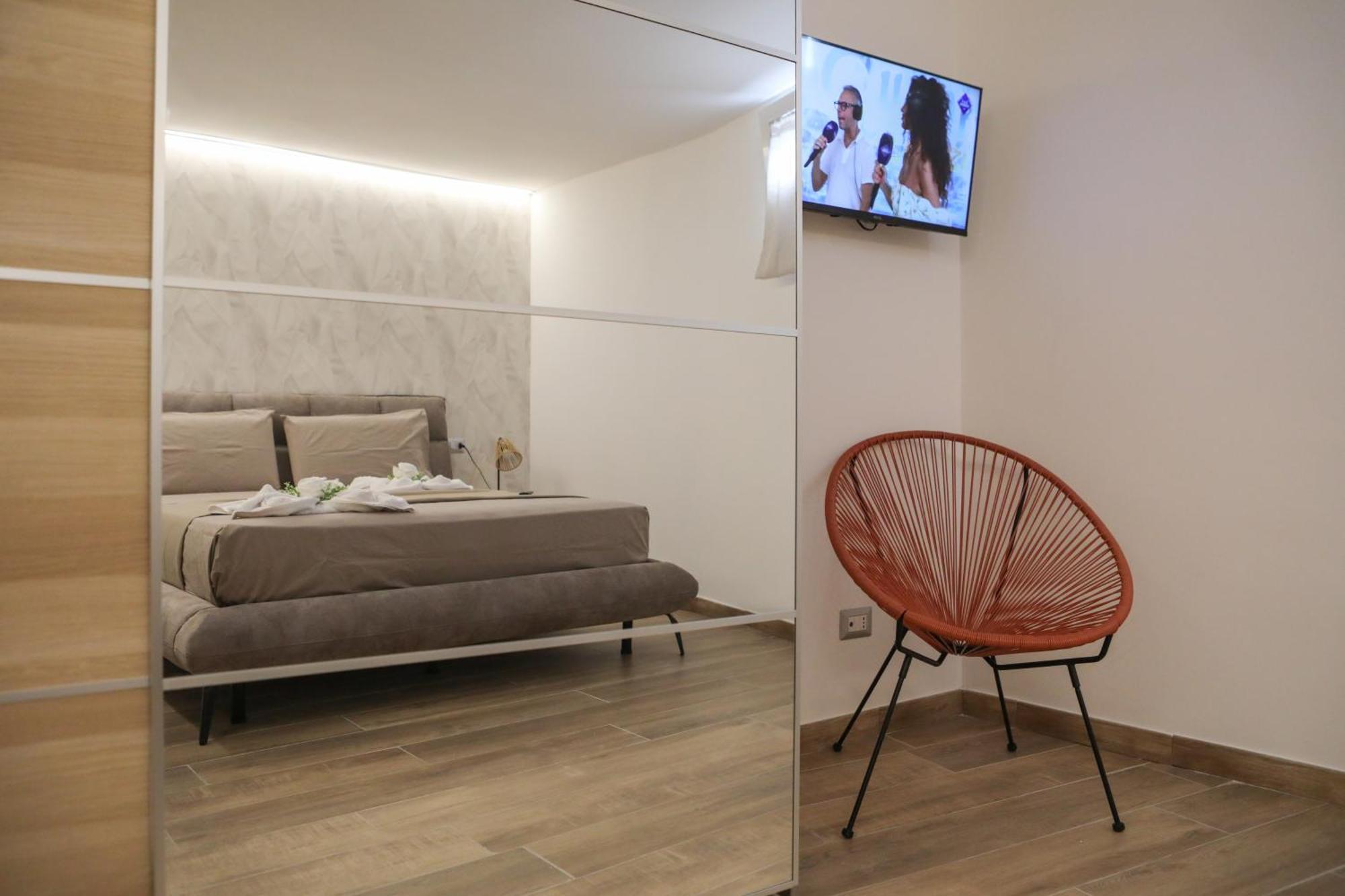 Luxury Regina 14 Apartment Бари Екстериор снимка